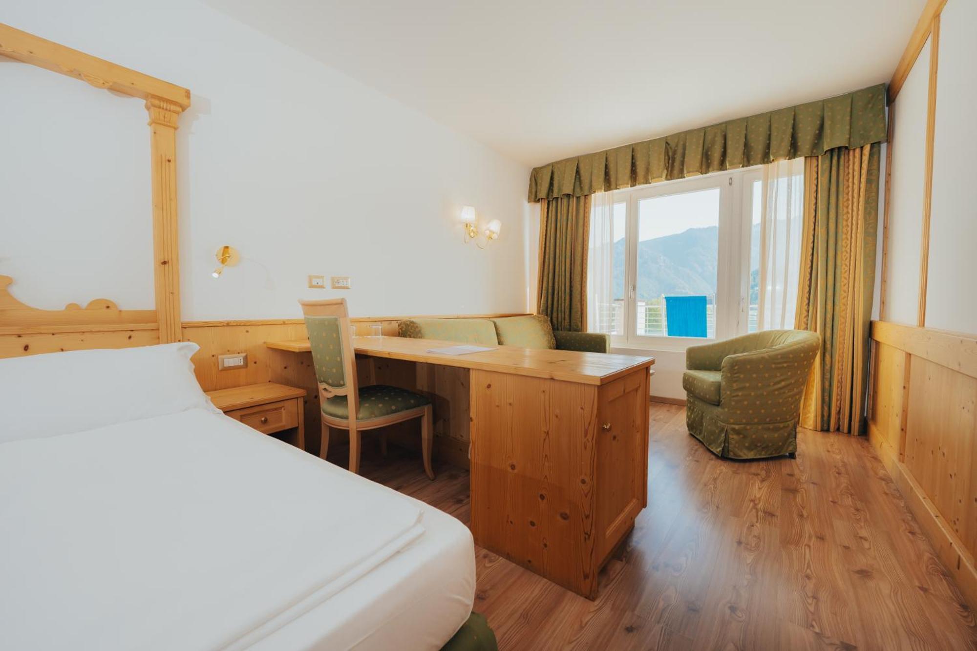 Parc Hotel Du Lac Levico Terme Δωμάτιο φωτογραφία